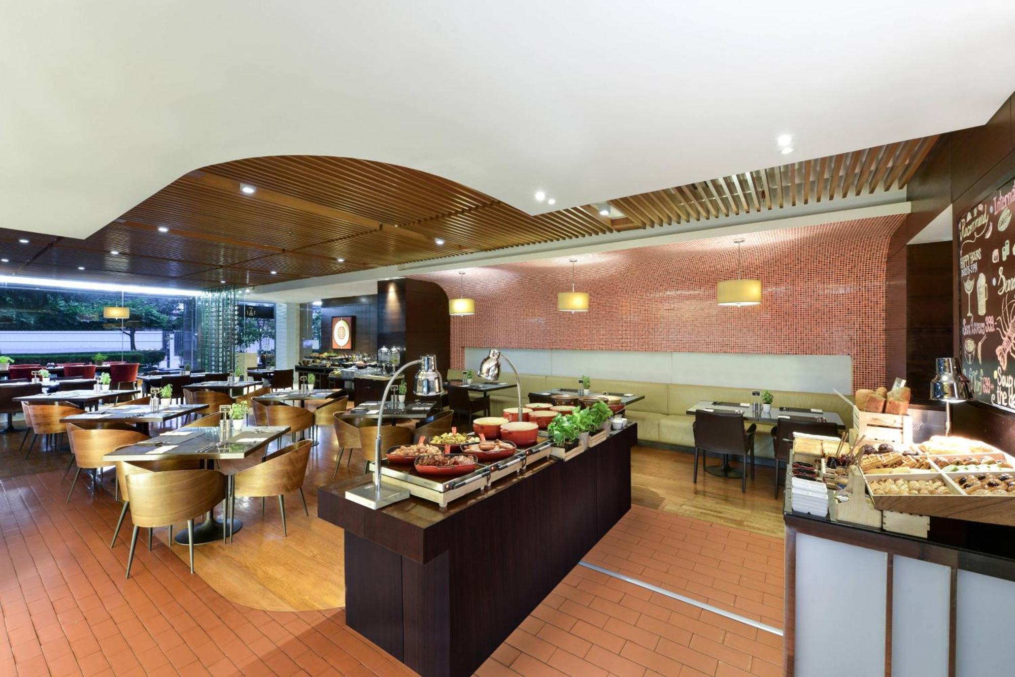 Sathorn Vista, Bangkok - Marriott Executive Apartments Екстериор снимка