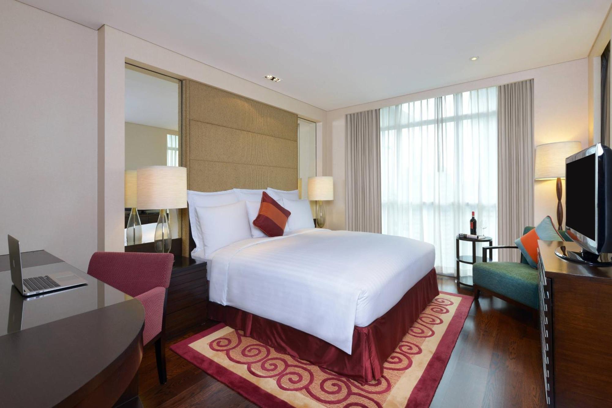 Sathorn Vista, Bangkok - Marriott Executive Apartments Екстериор снимка